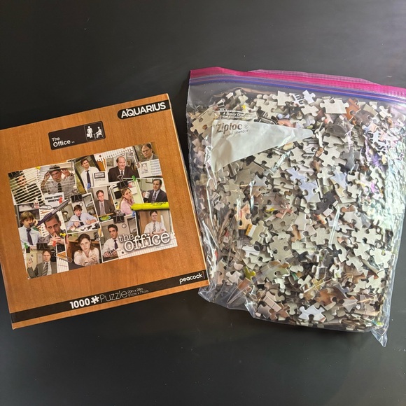 3/$20 🧩 The Office 1000 Piece Jigsaw Puzzle by Aquarius - Picture 6 of 6